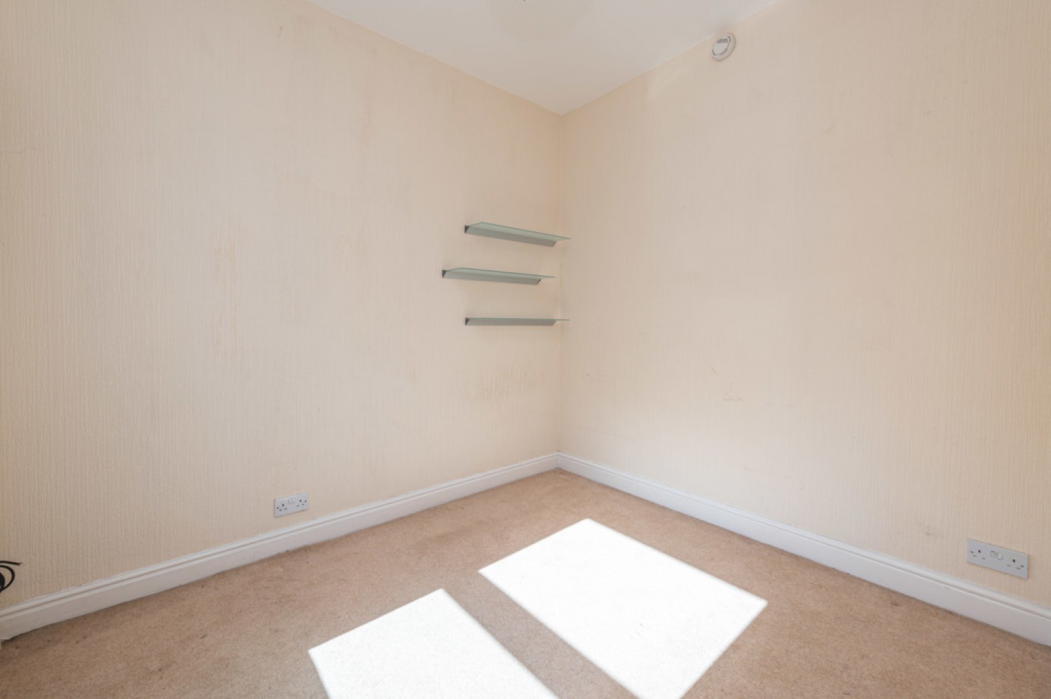 3 bedroom House for Sale Bradley Mills Road, Huddersfield