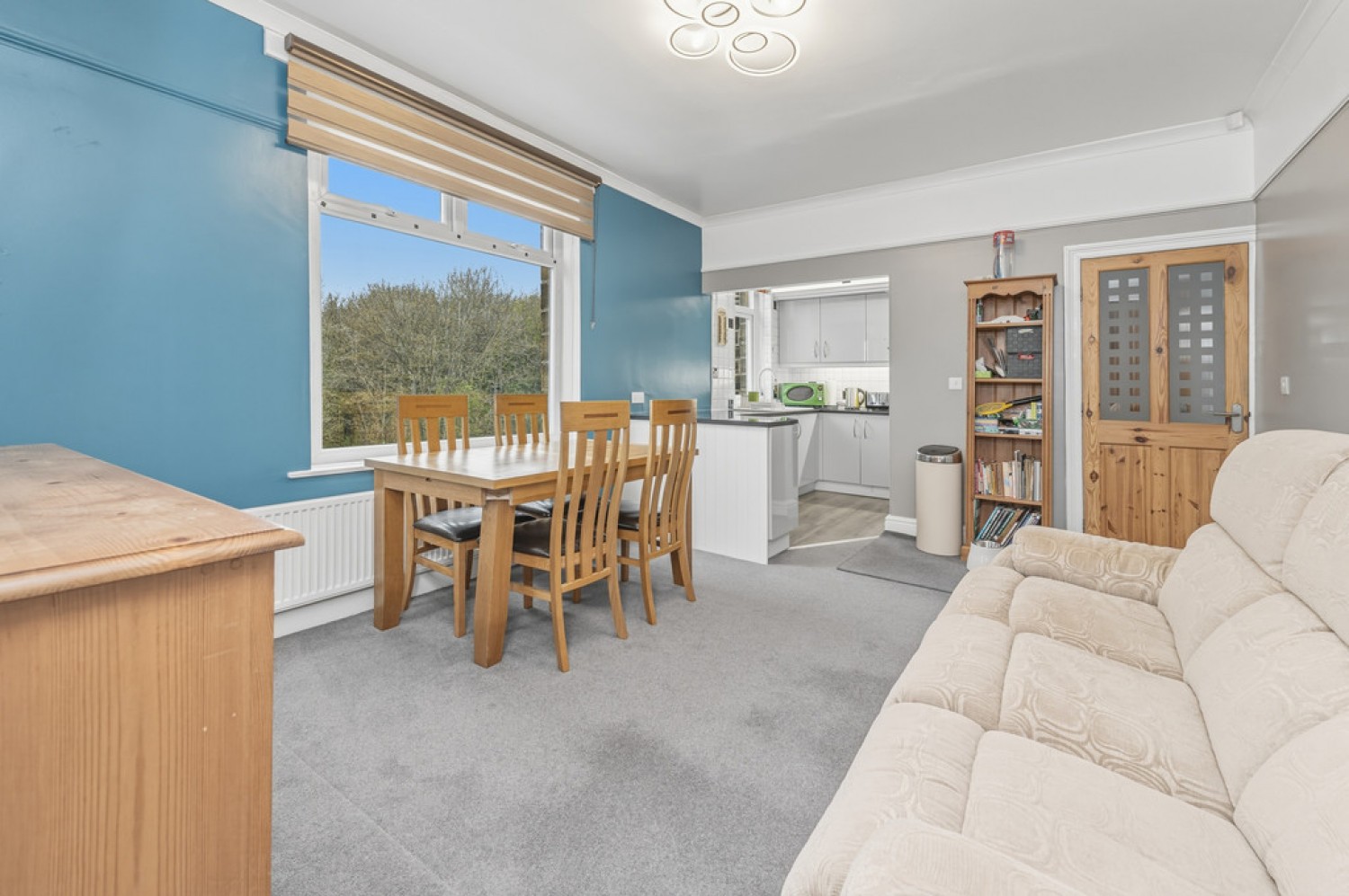 2 bedroom House for Sale West Close, Fartown