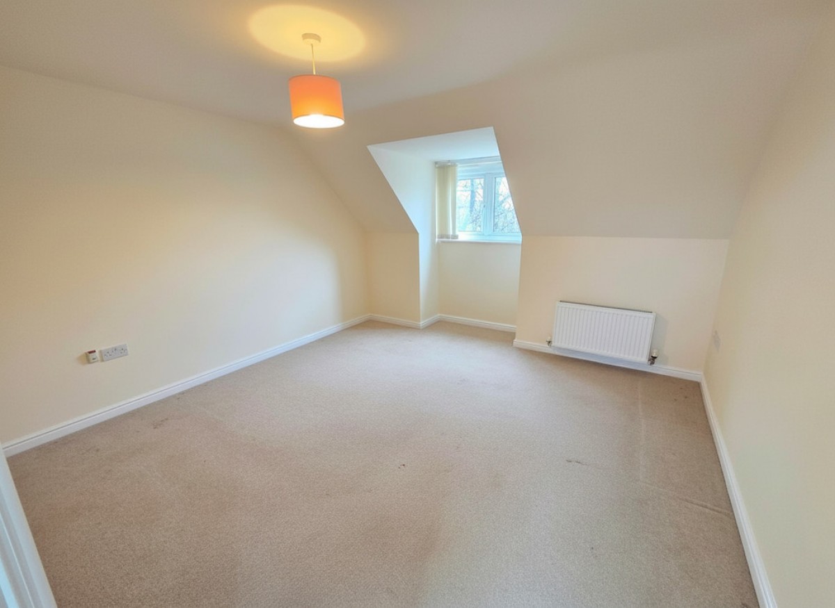 Holly bank Road, Lindley