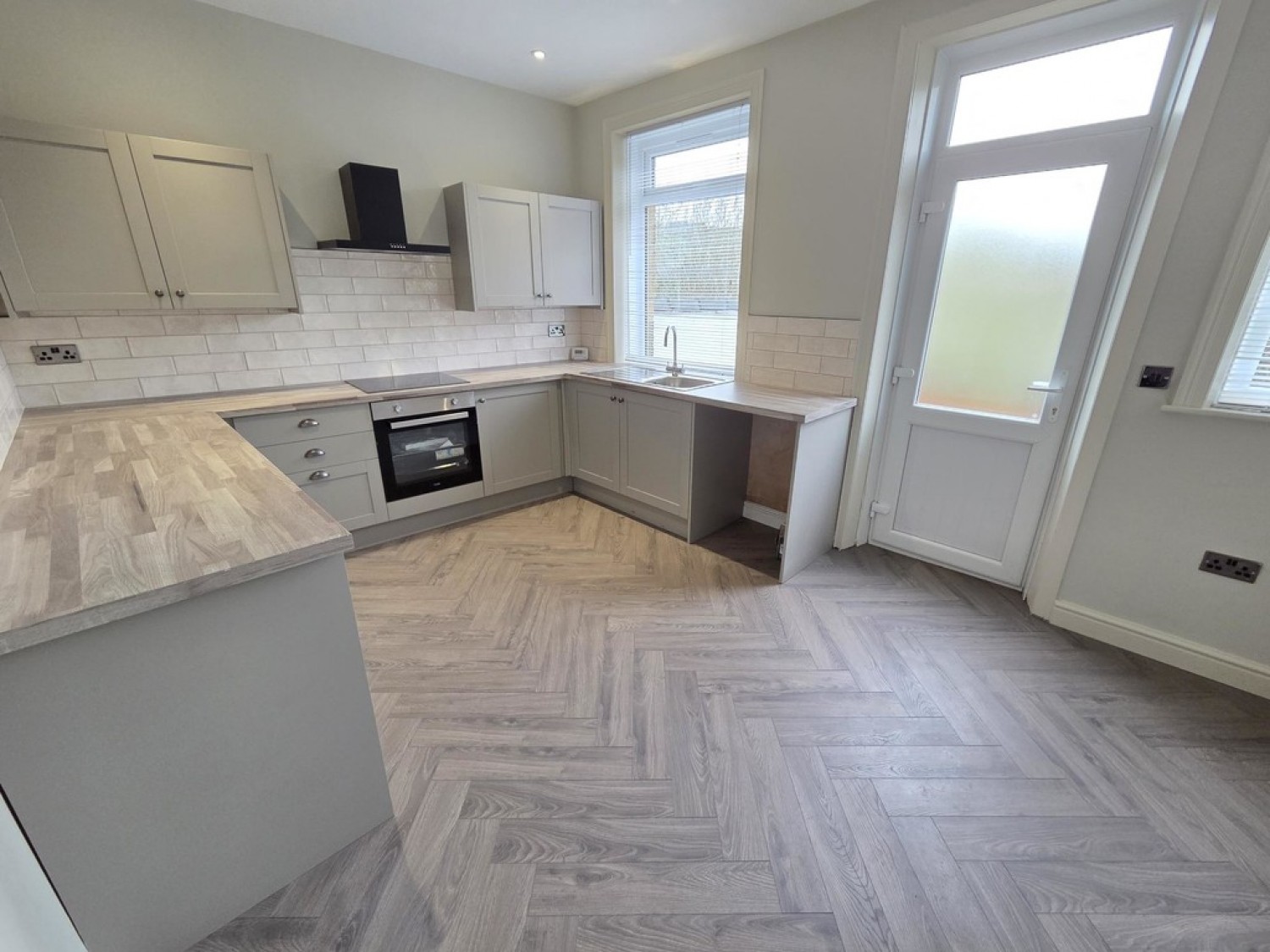 3 bedroom House for Letting Causeway Side, Linthwaite