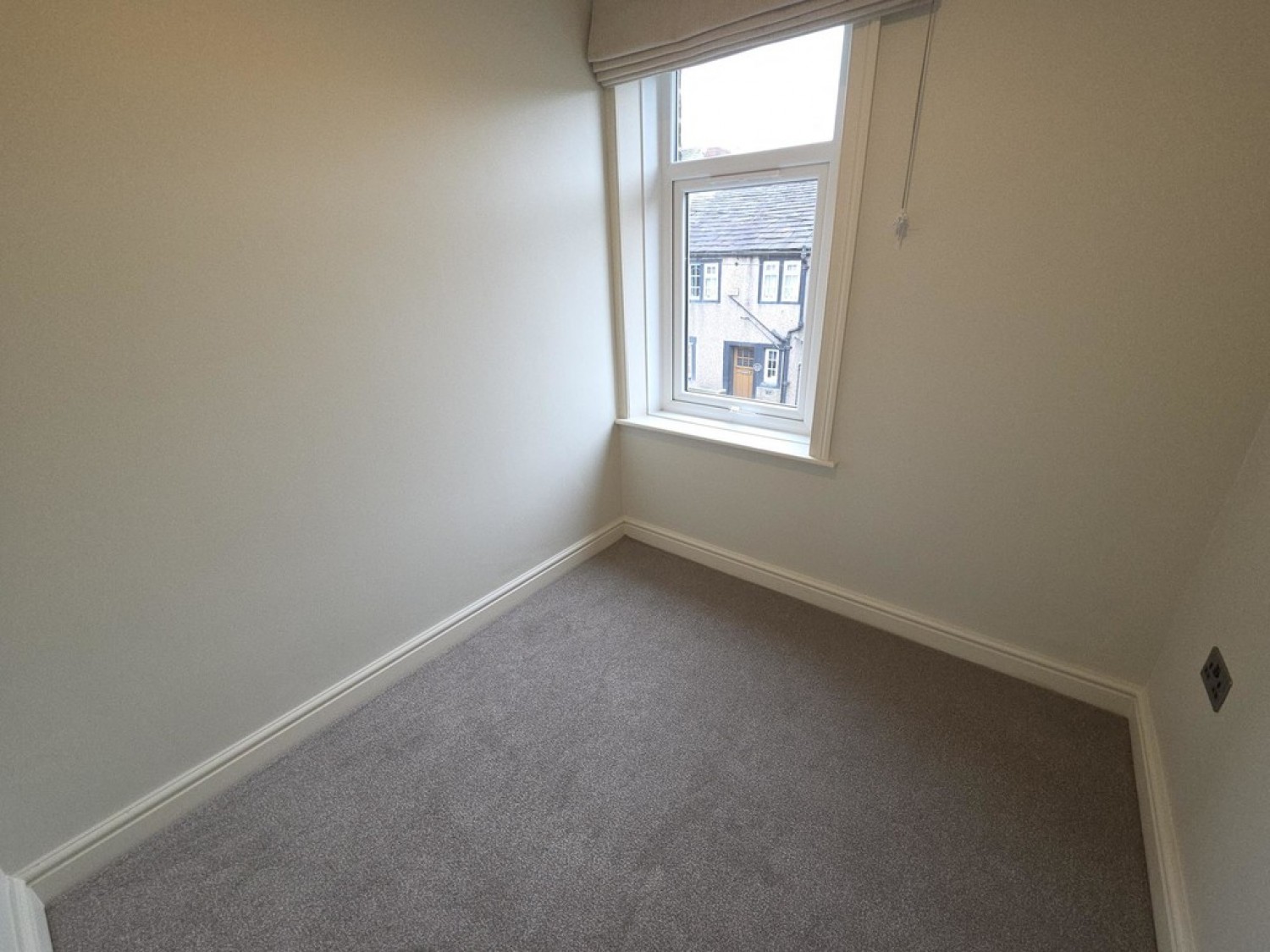 3 bedroom House for Letting Causeway Side, Linthwaite