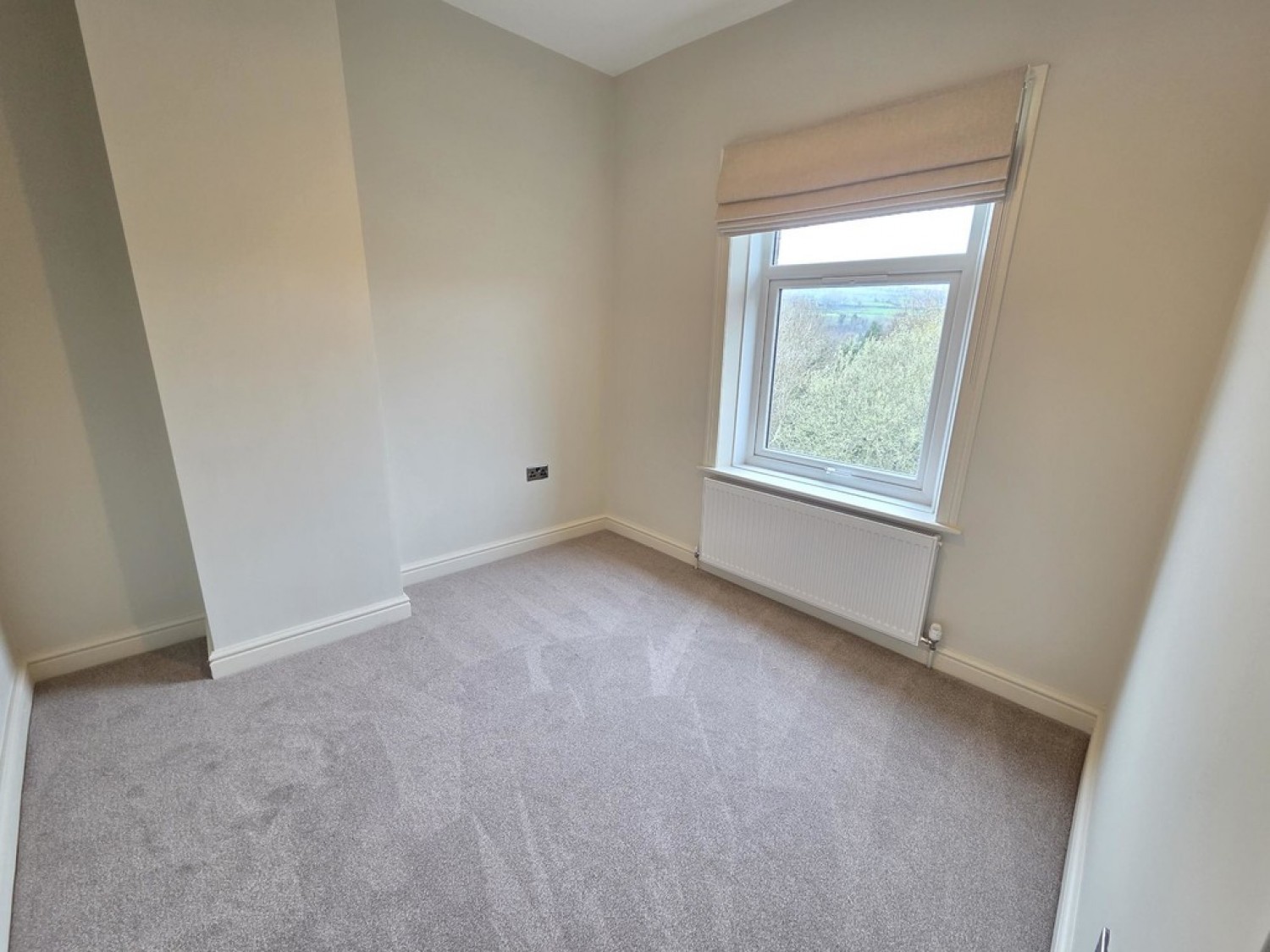 3 bedroom House for Letting Causeway Side, Linthwaite