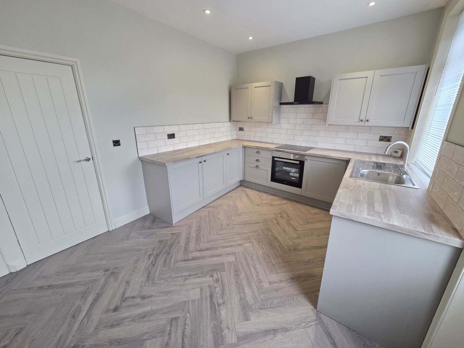 3 bedroom House for Letting Causeway Side, Linthwaite