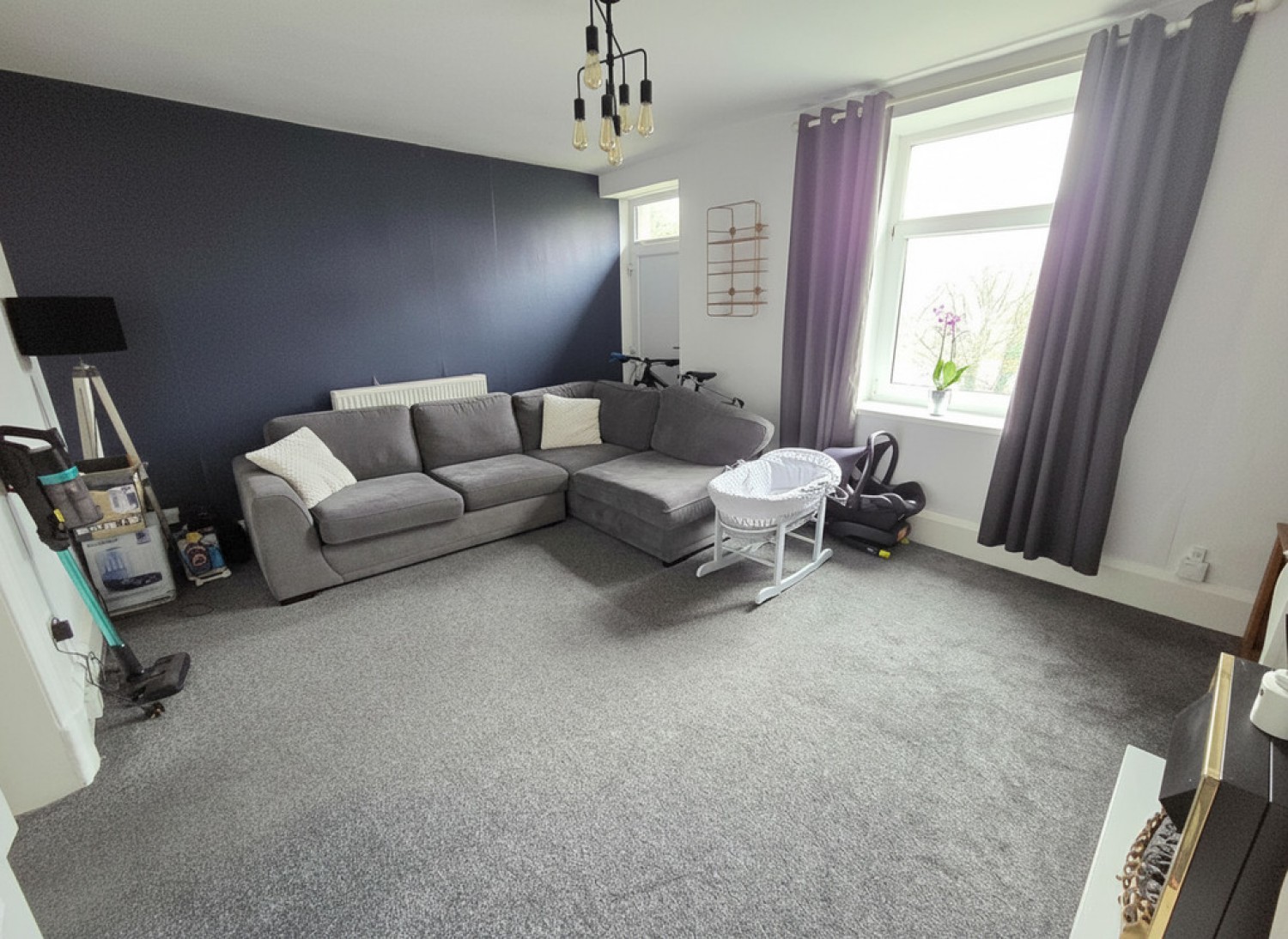 3 bedroom House for Letting Longwood Road, Paddock