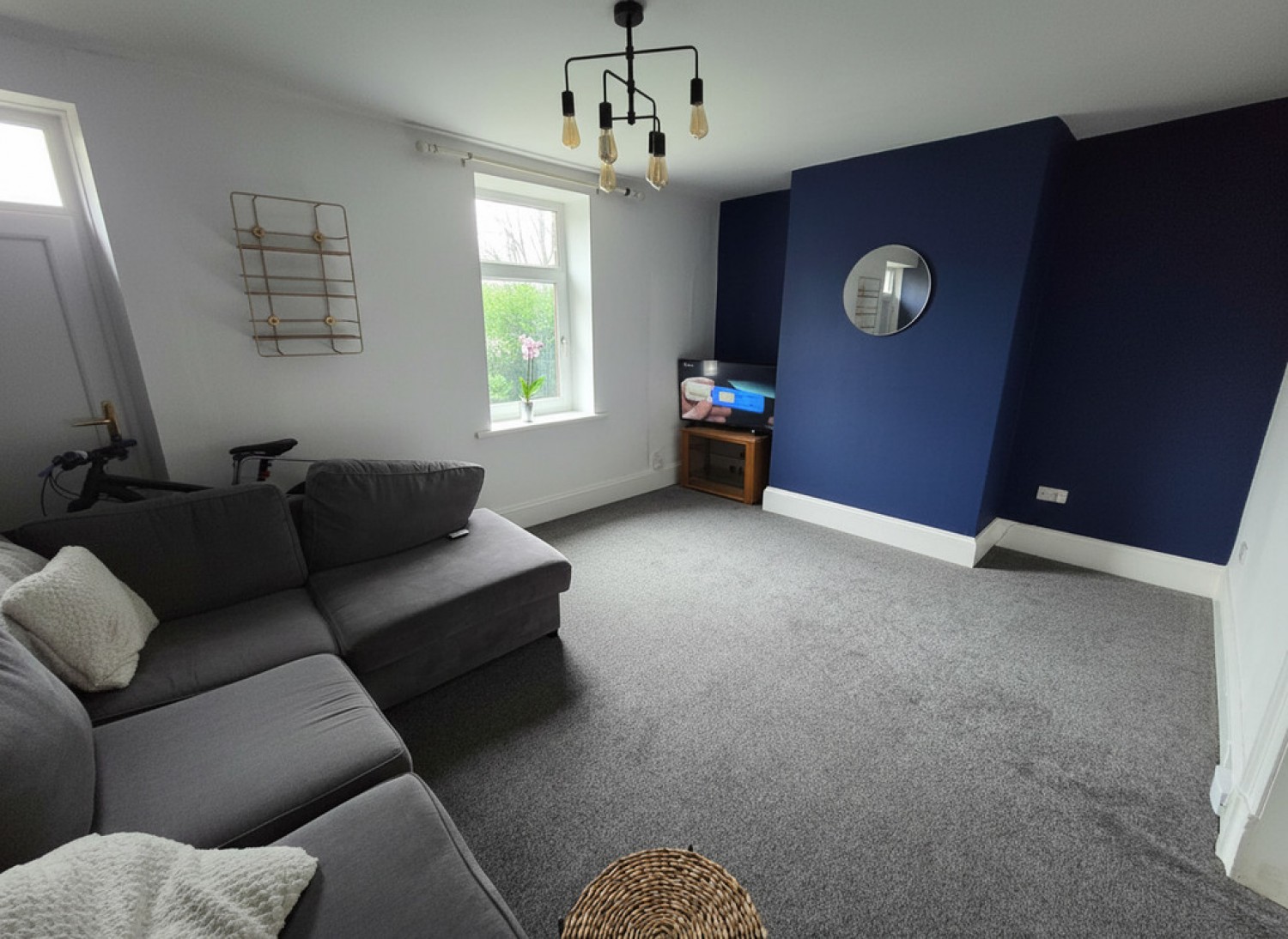 3 bedroom House for Letting Longwood Road, Paddock