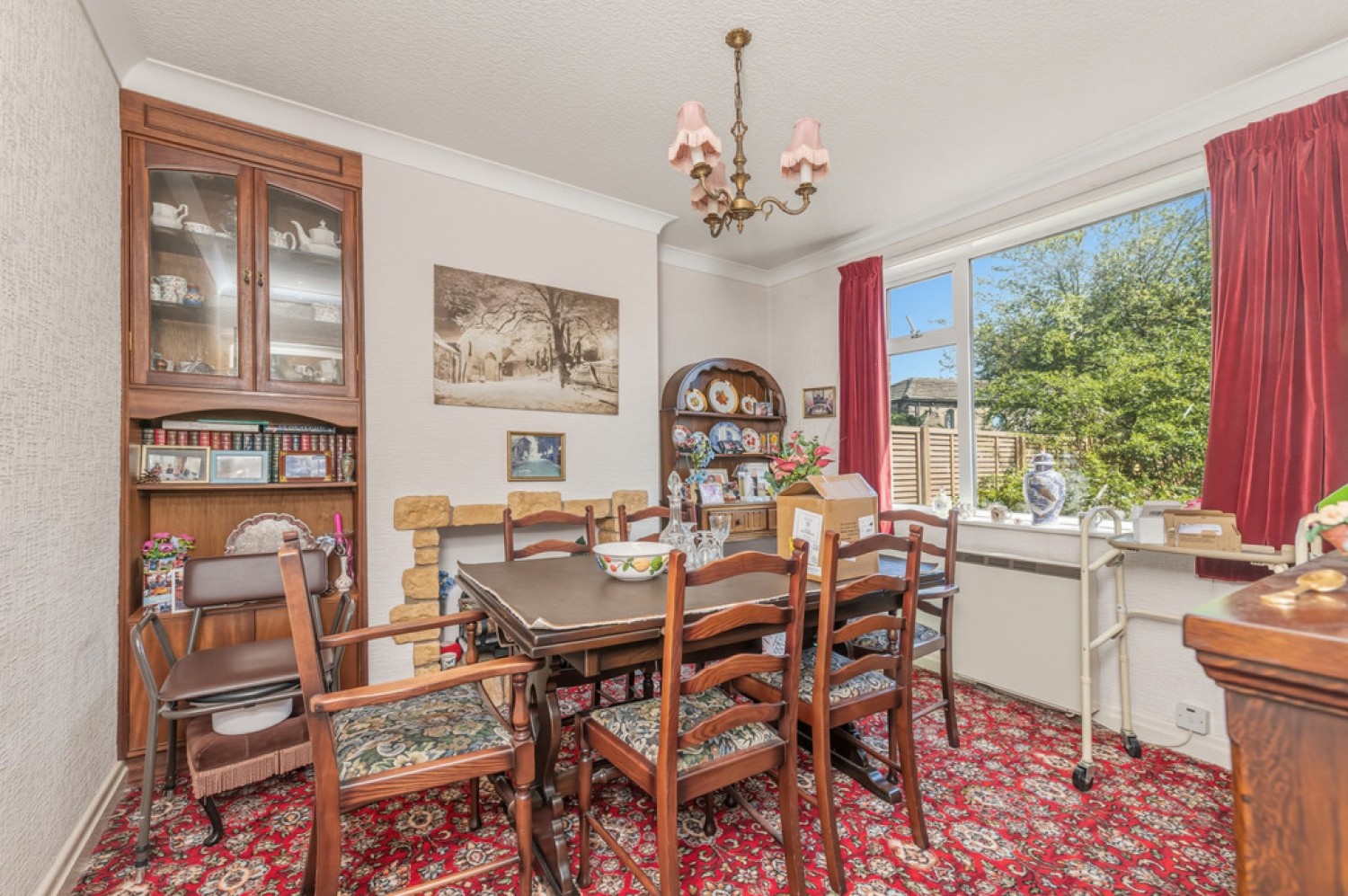 3 bedroom House for Sale Turnshaws Avenue, Kirkburton