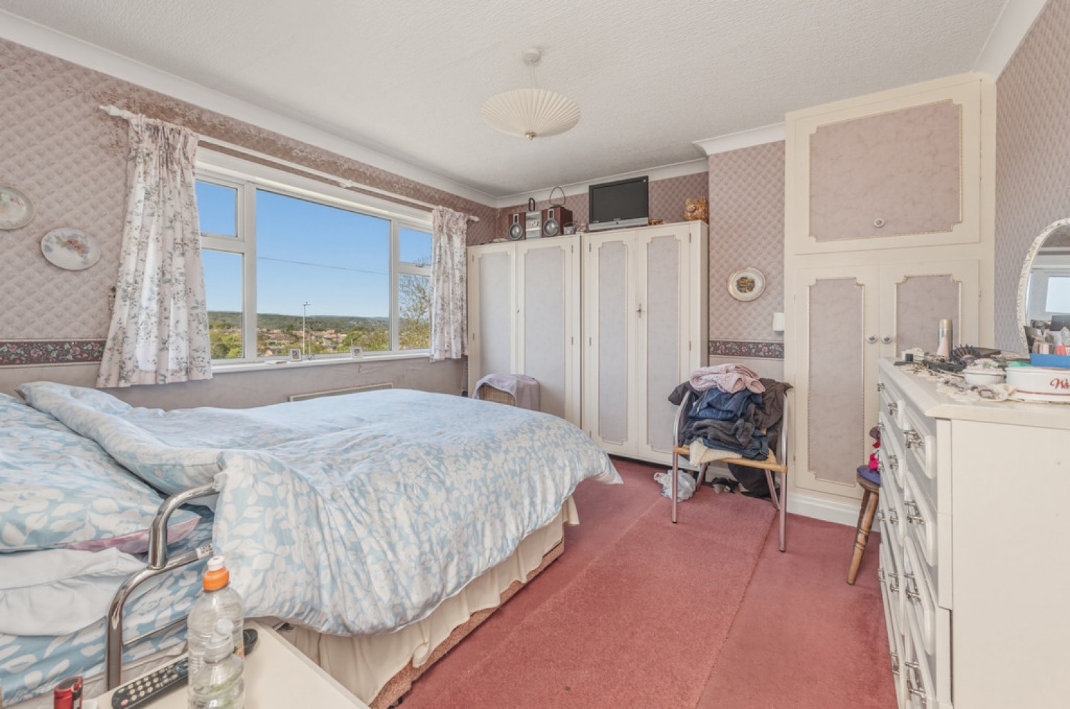 3 bedroom House for Sale Turnshaws Avenue, Kirkburton
