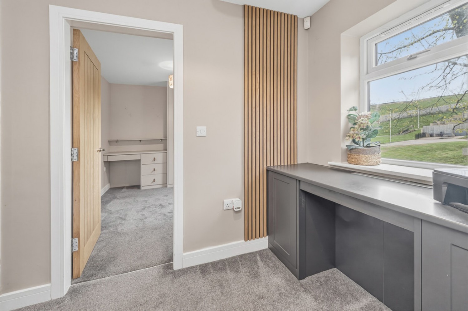5 bedroom House for Sale Brighouse, Huddersfield