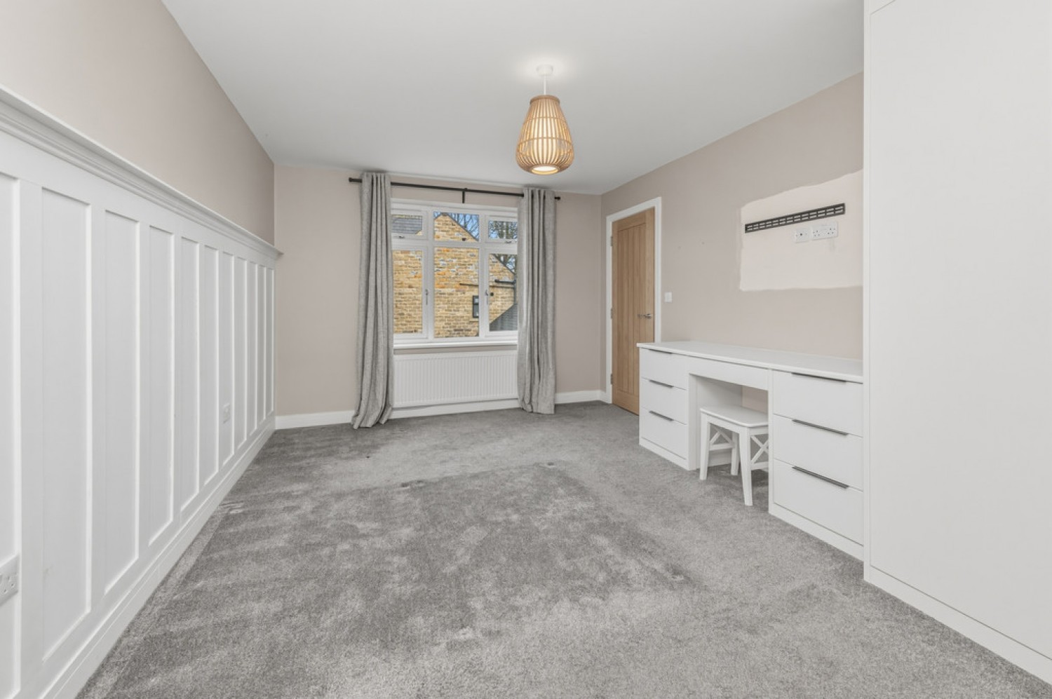 5 bedroom House for Sale Brighouse, Huddersfield