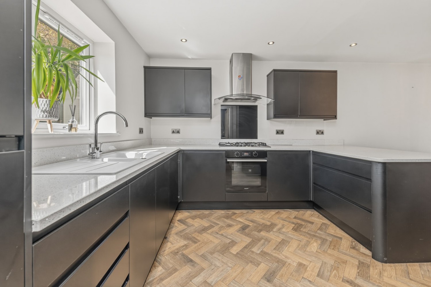 5 bedroom House for Sale Brighouse, Huddersfield