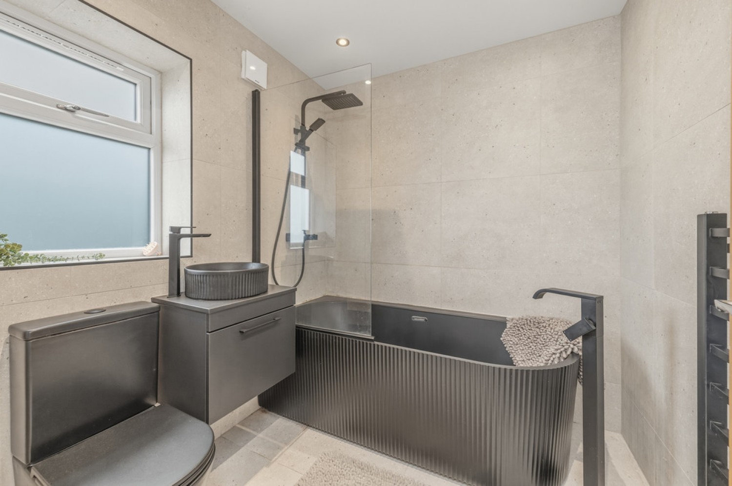 5 bedroom House for Sale Brighouse, Huddersfield