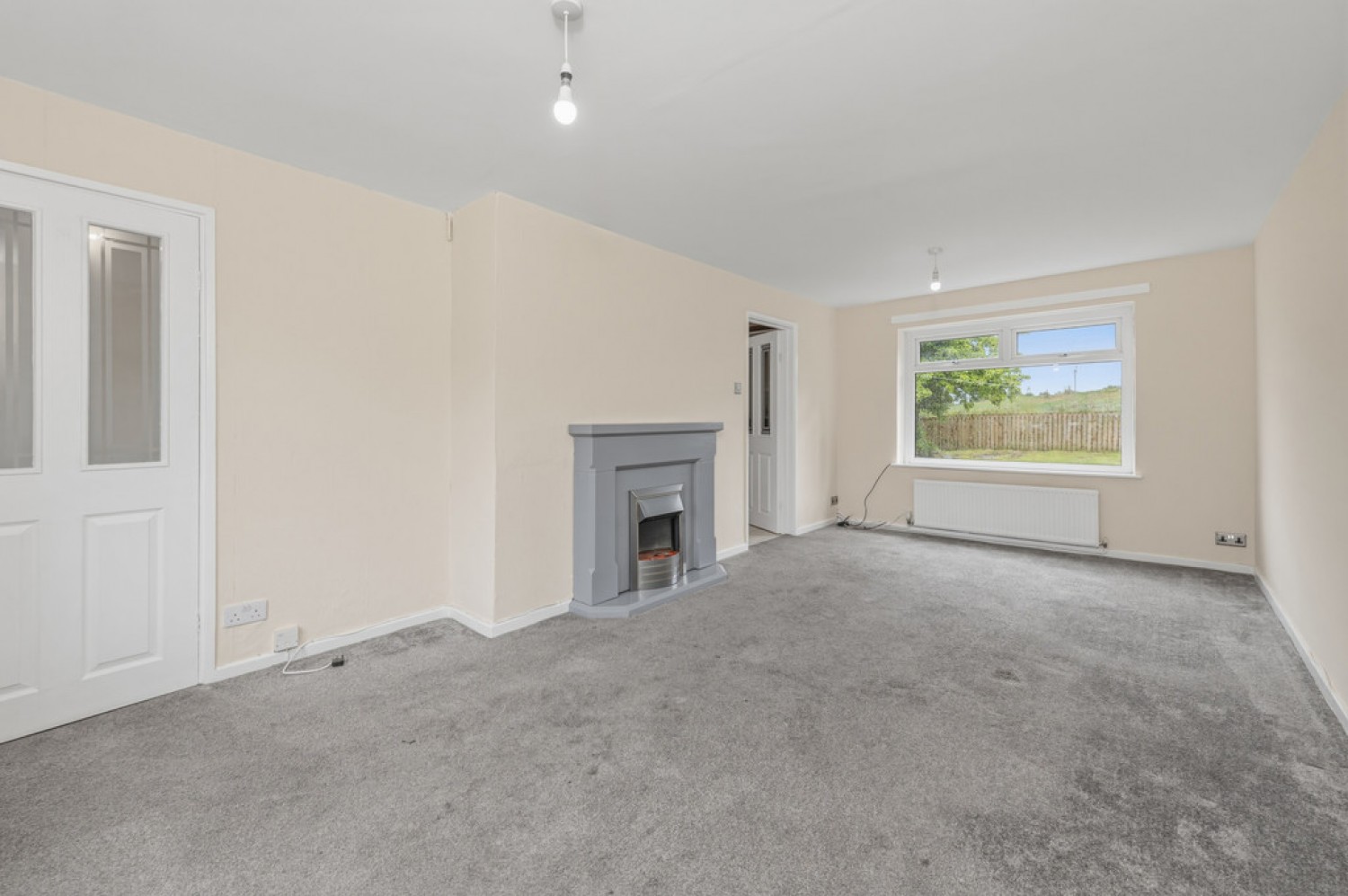 3 bedroom House for Sale Sandene Avenue, Crosland Moor