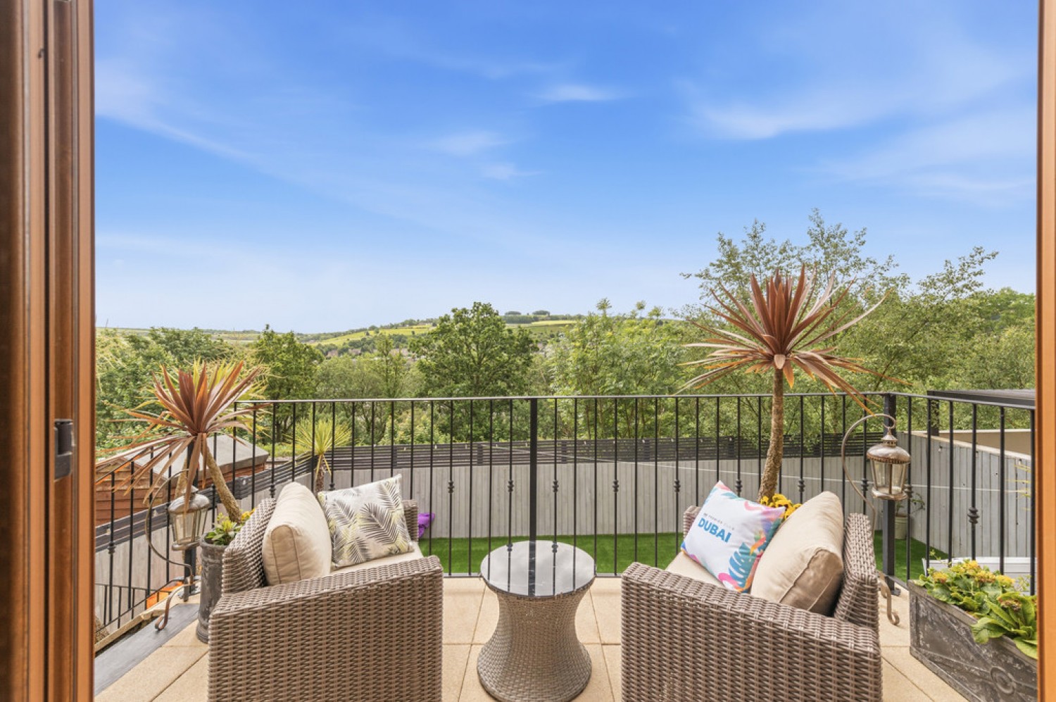 5 bedroom House for Sale Radcliffe Road, Golcar