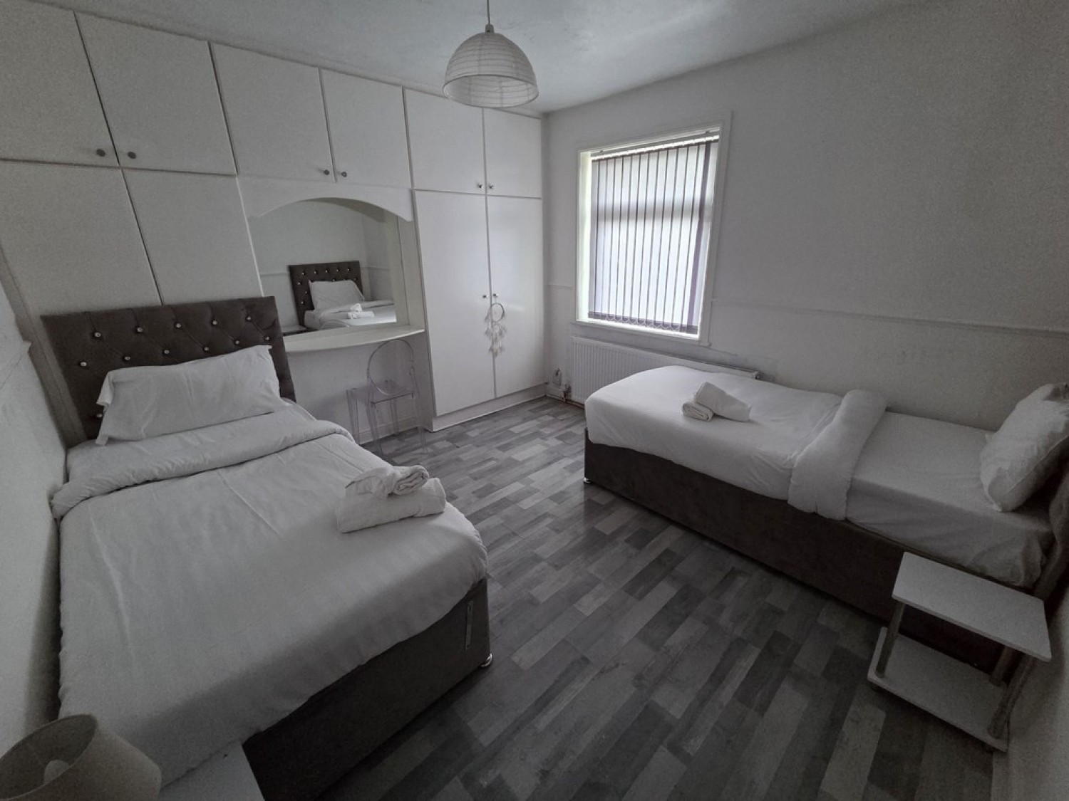 2 bedroom House for Letting Springbank Road, Huddersfield