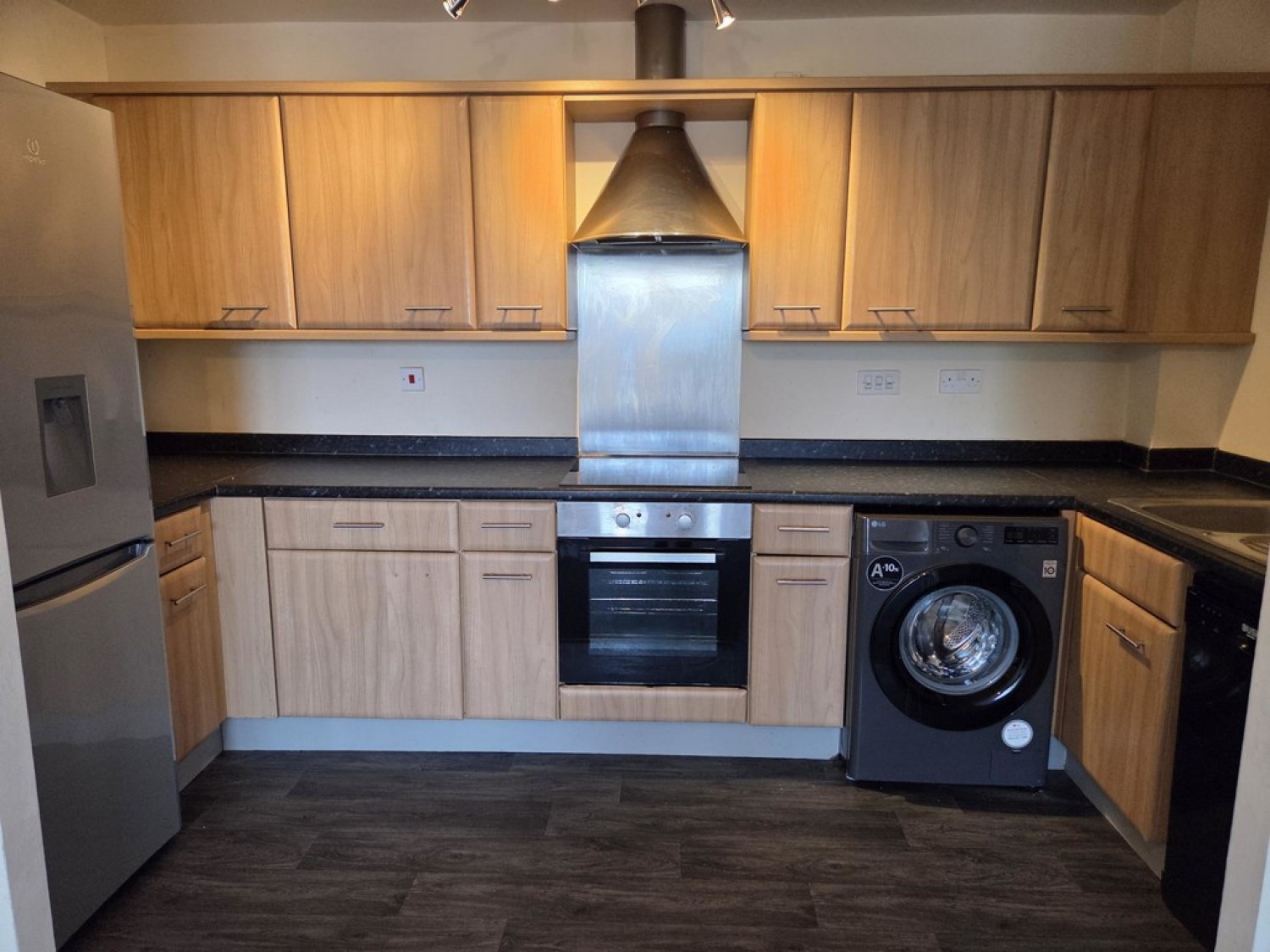 2 bedroom Flat for Letting Mayfair Court, Wakefield