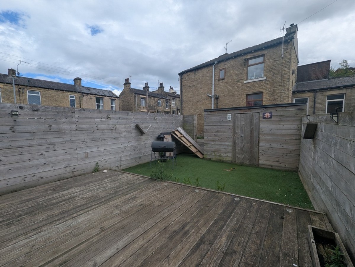 Gooder Lane, Brighouse