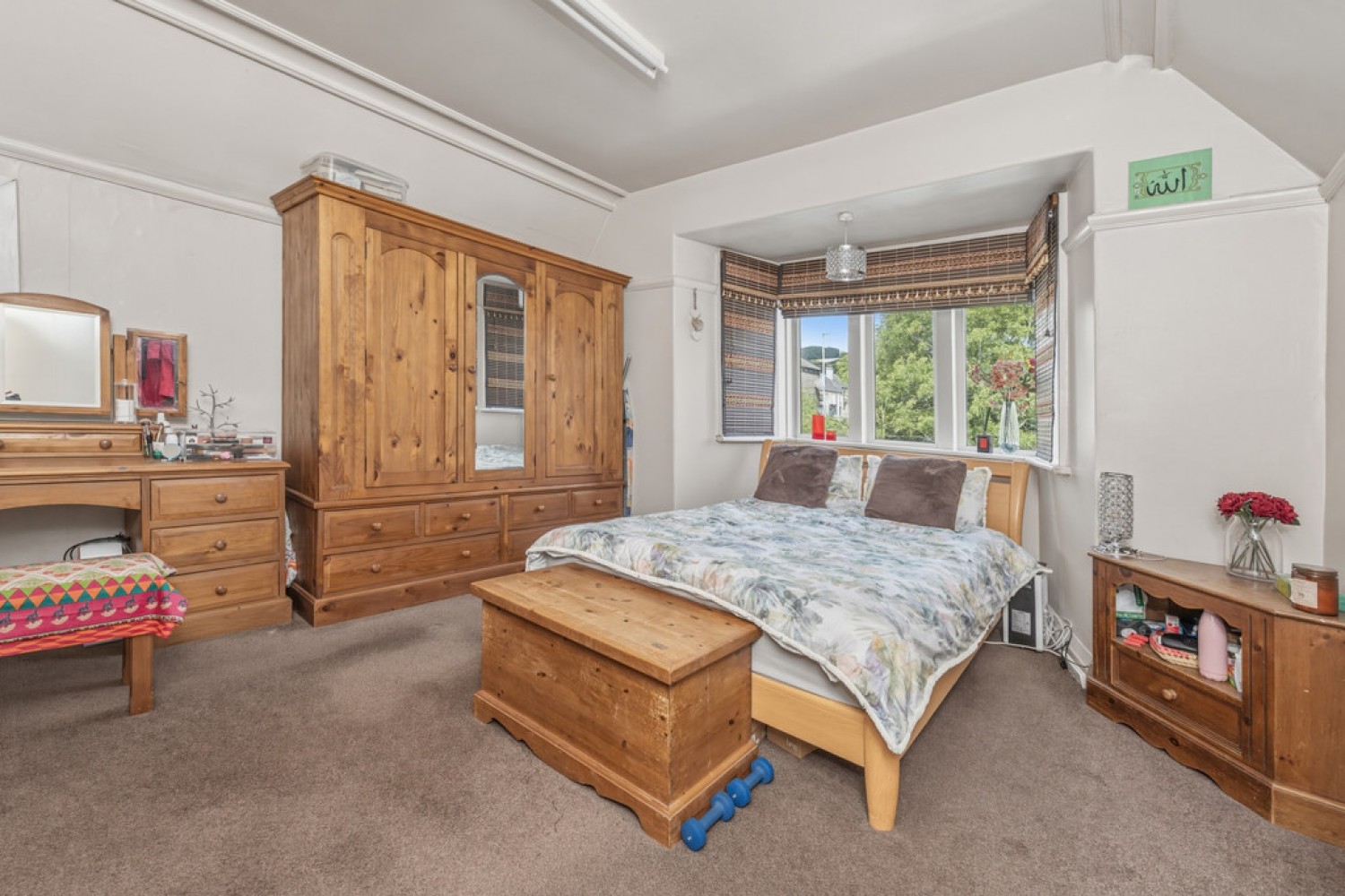 4 bedroom House for Sale Yew Street, Fartown