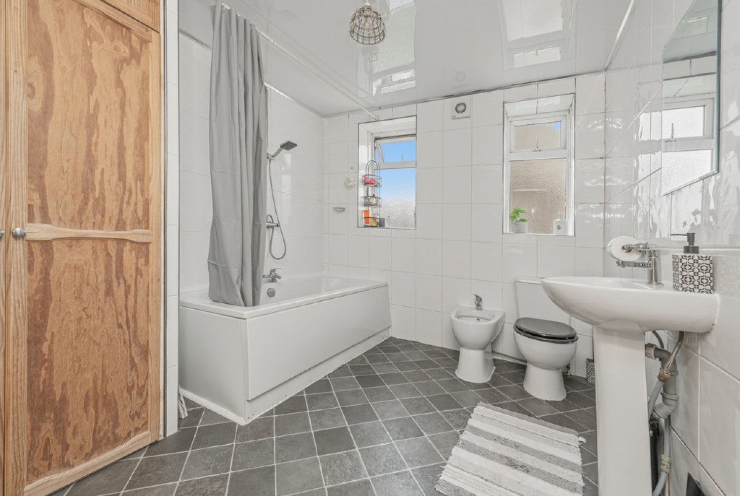 4 bedroom House for Sale Yew Street, Fartown