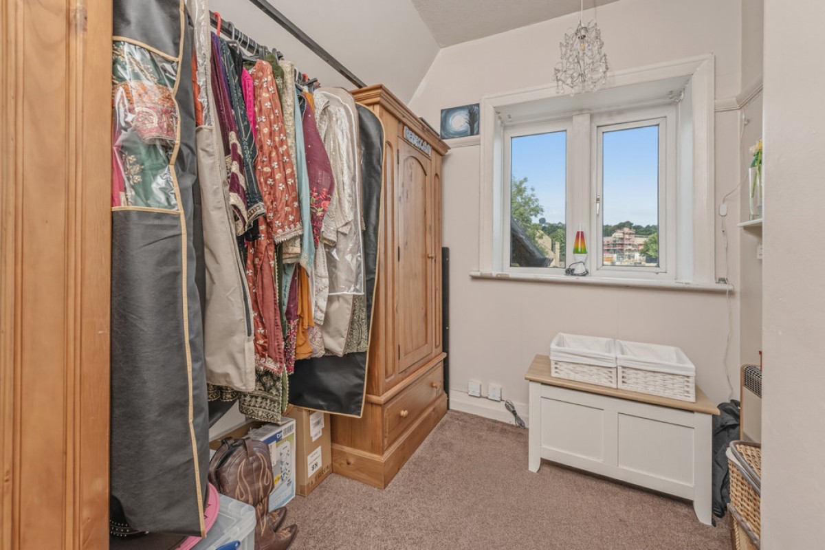 Yew Street, Fartown