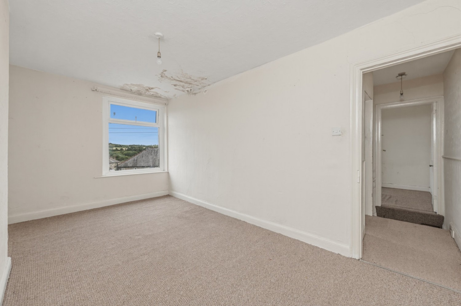 4 bedroom House for Sale Fleminghouse Lane, Almondbury