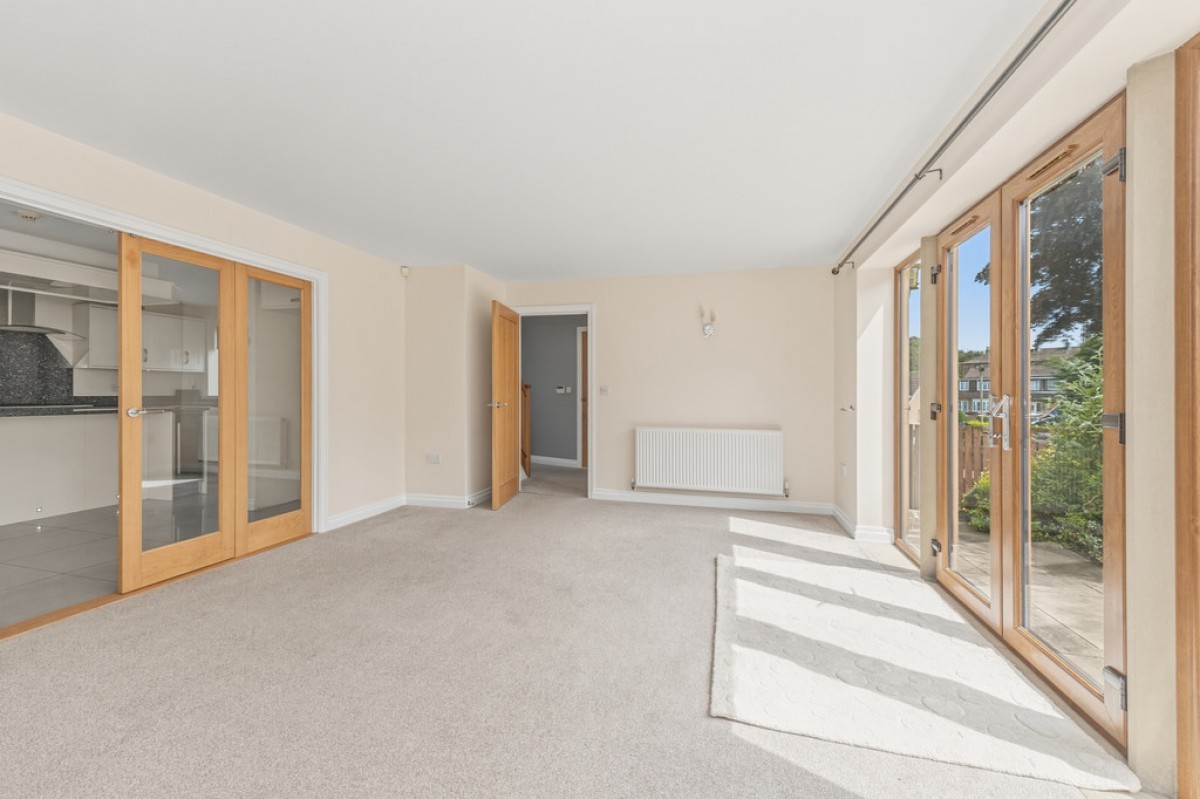 Yew Tree Road, Shepley