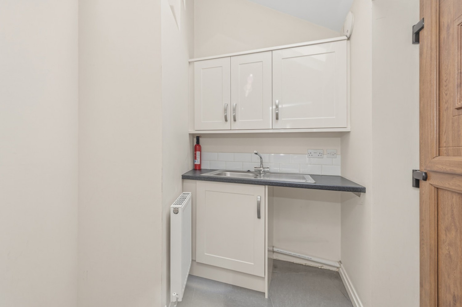 5 bedroom House for Sale Yew Tree Road, Shepley