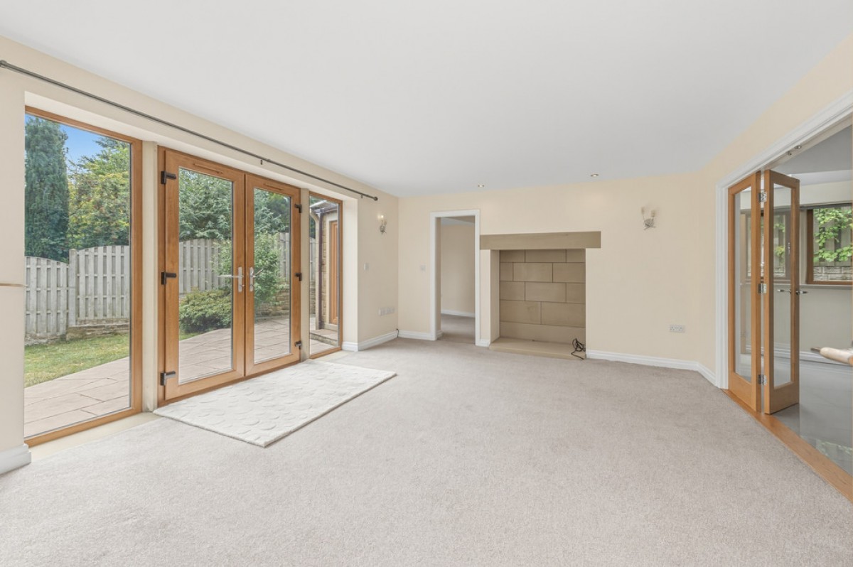 Yew Tree Road, Shepley