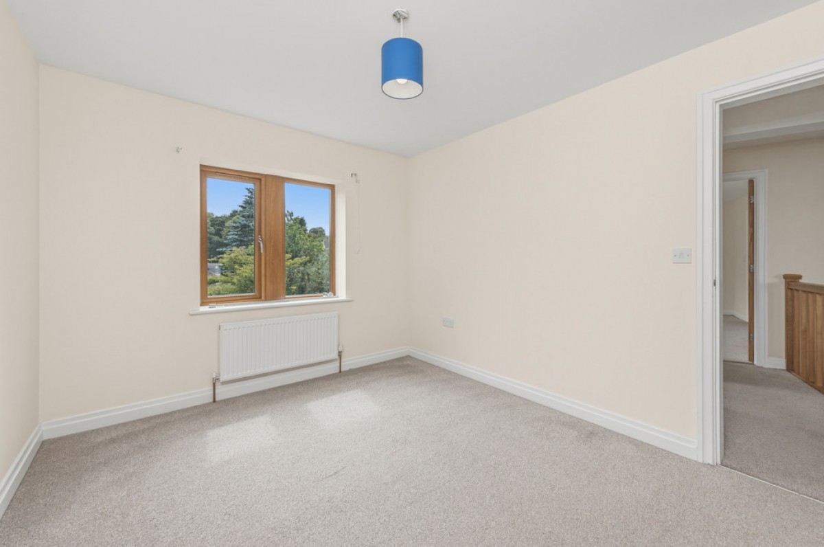 Yew Tree Road, Shepley