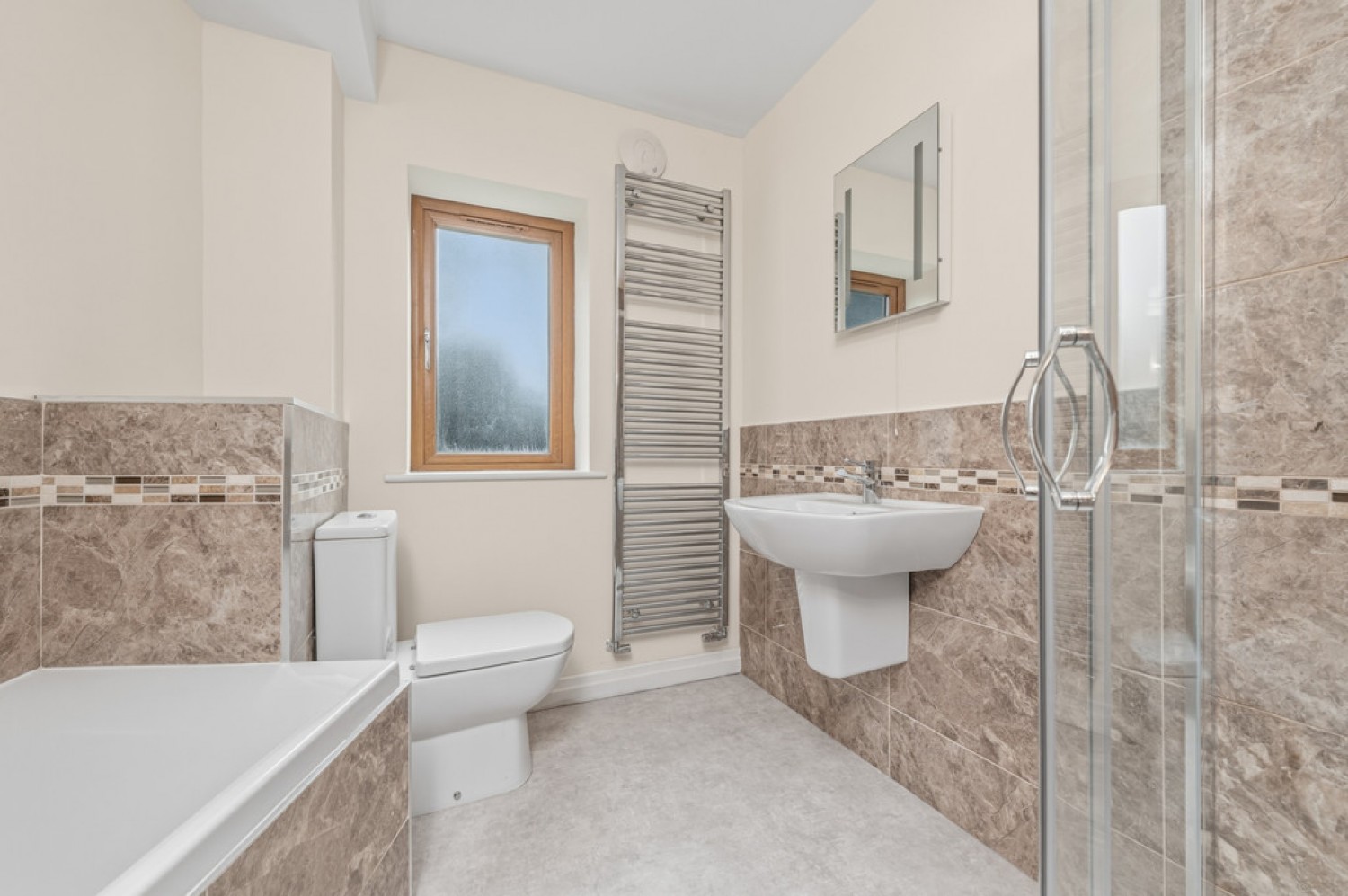 5 bedroom House for Sale Yew Tree Road, Shepley