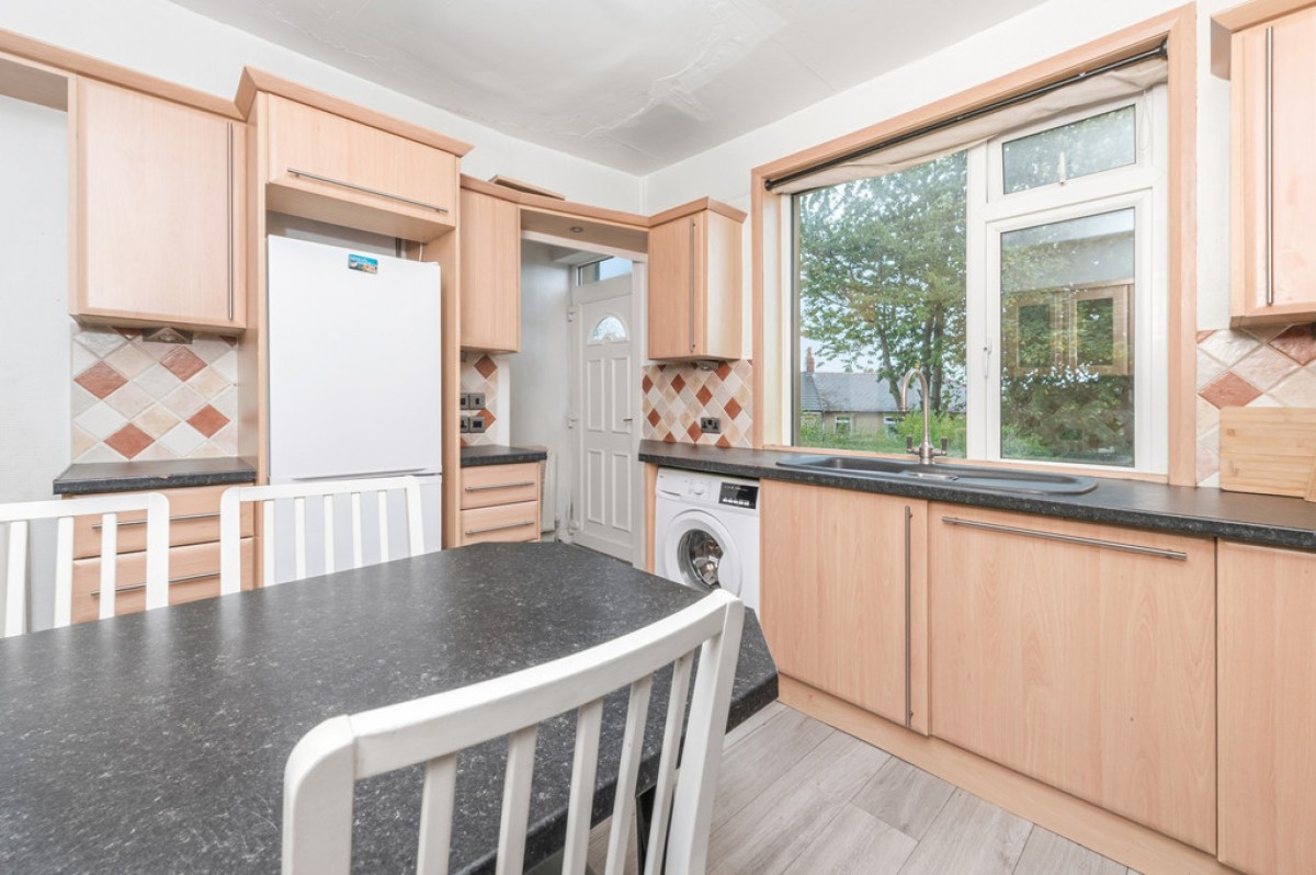 Sandene Drive, Crosland Moor