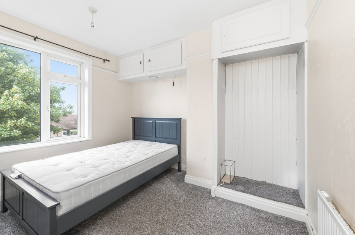 Sandene Drive, Crosland Moor