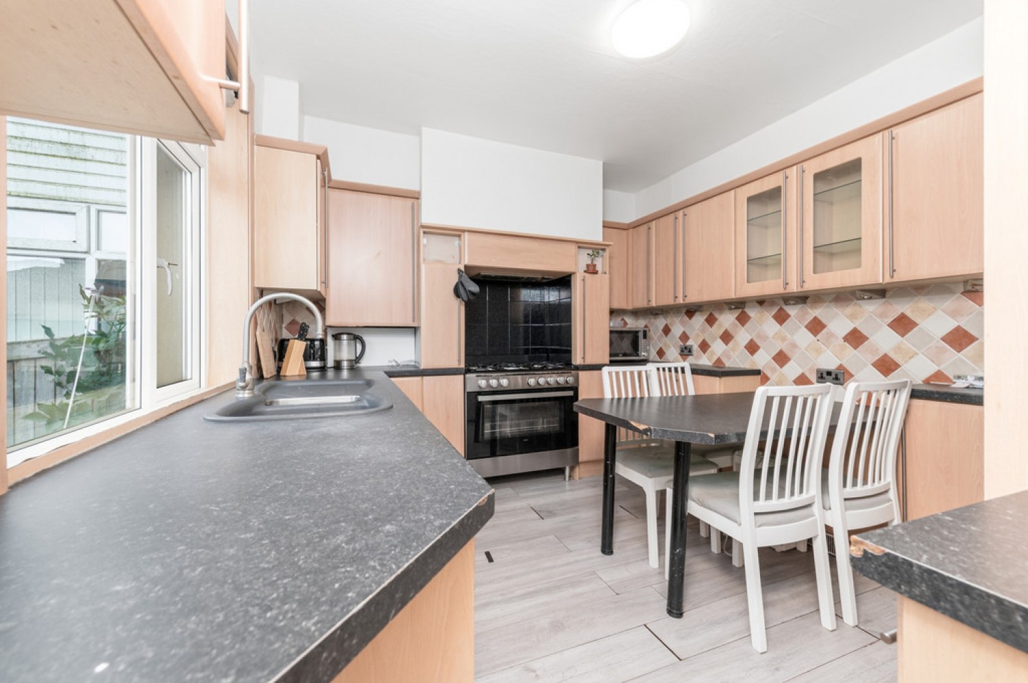 2 bedroom House for Sale Sandene Drive, Crosland Moor