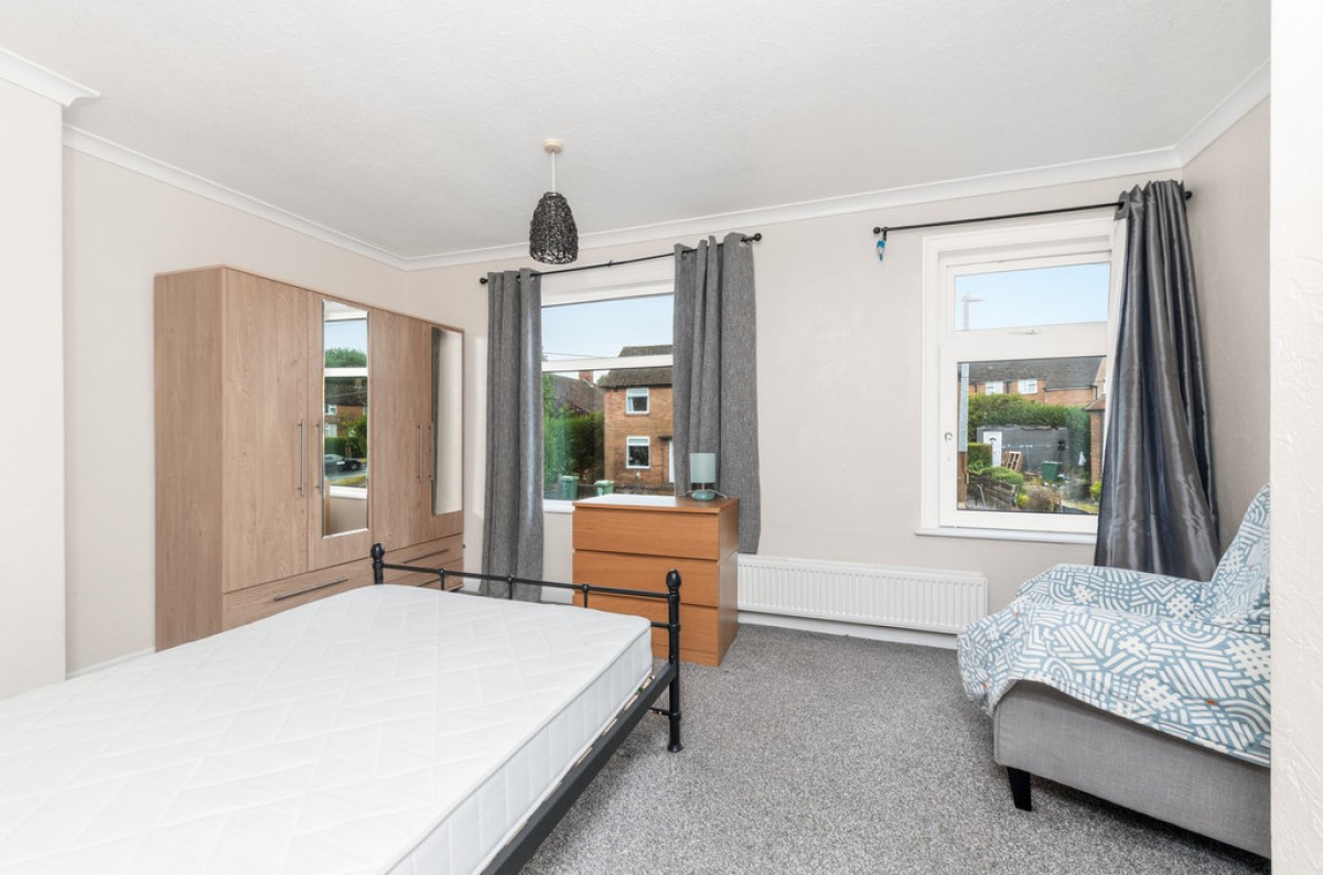 Sandene Drive, Crosland Moor