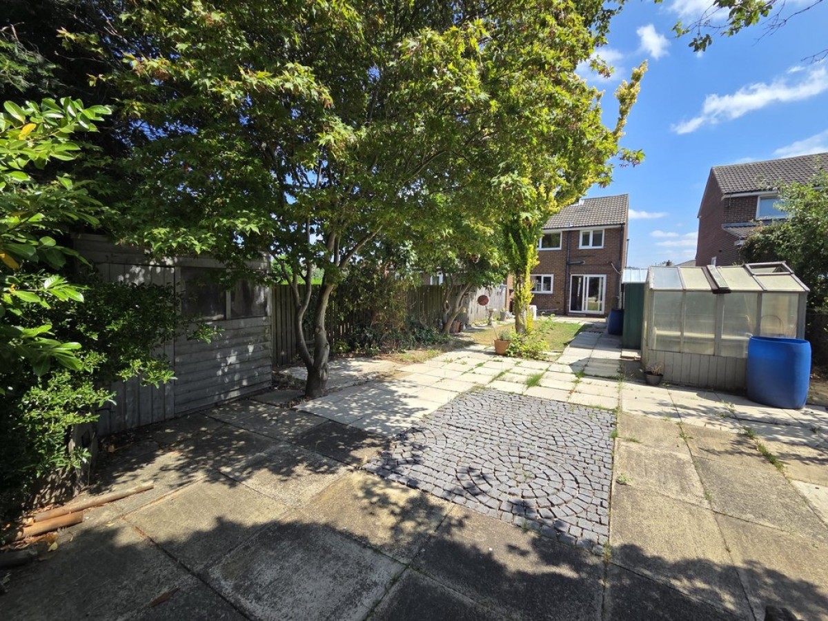 Marten Drive, Netherton