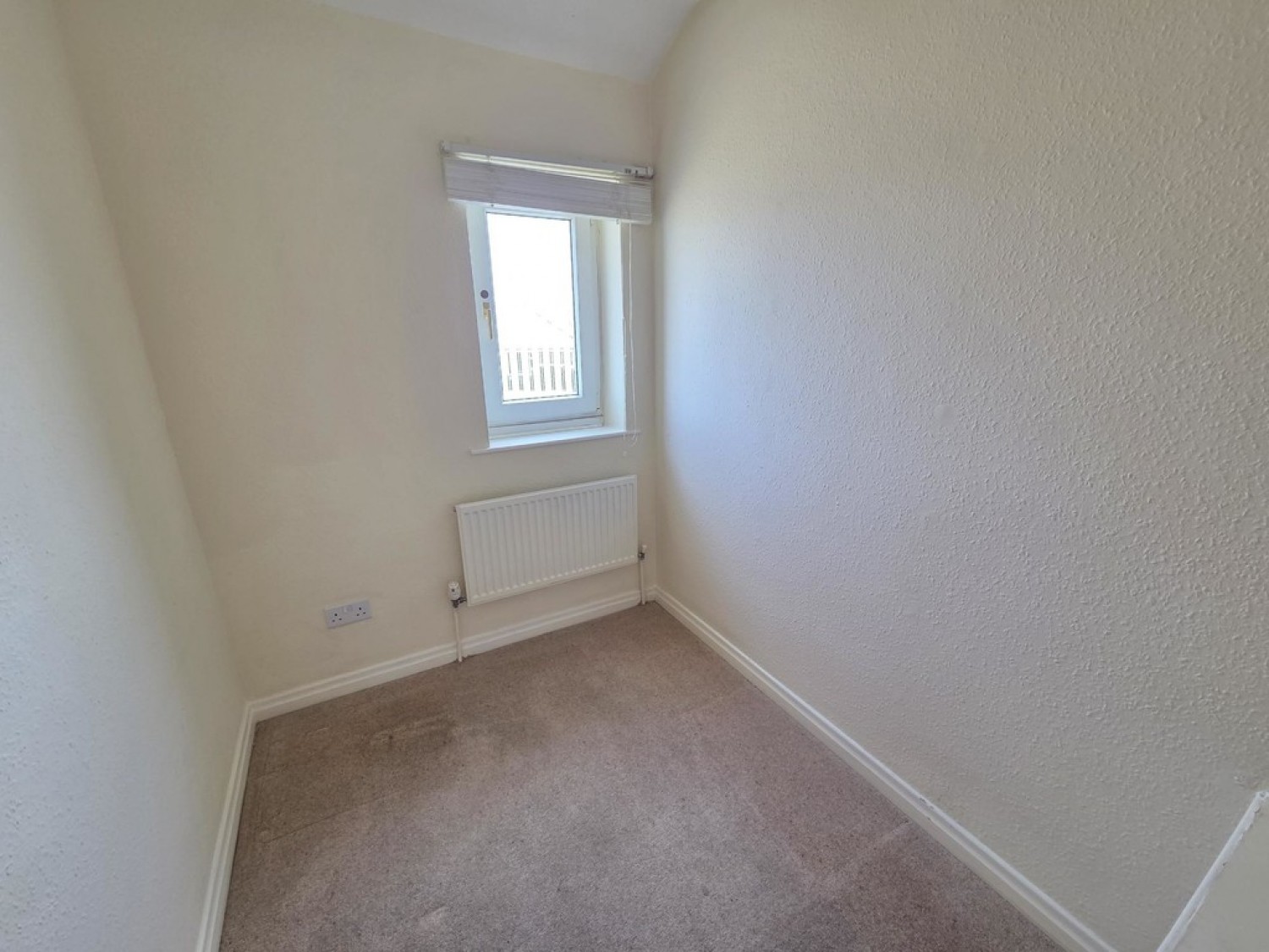 3 bedroom House for Letting Marten Drive, Netherton