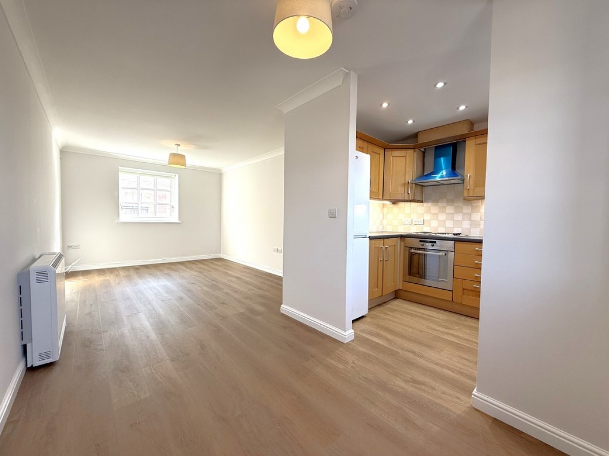 Albany Gardens, Hythe