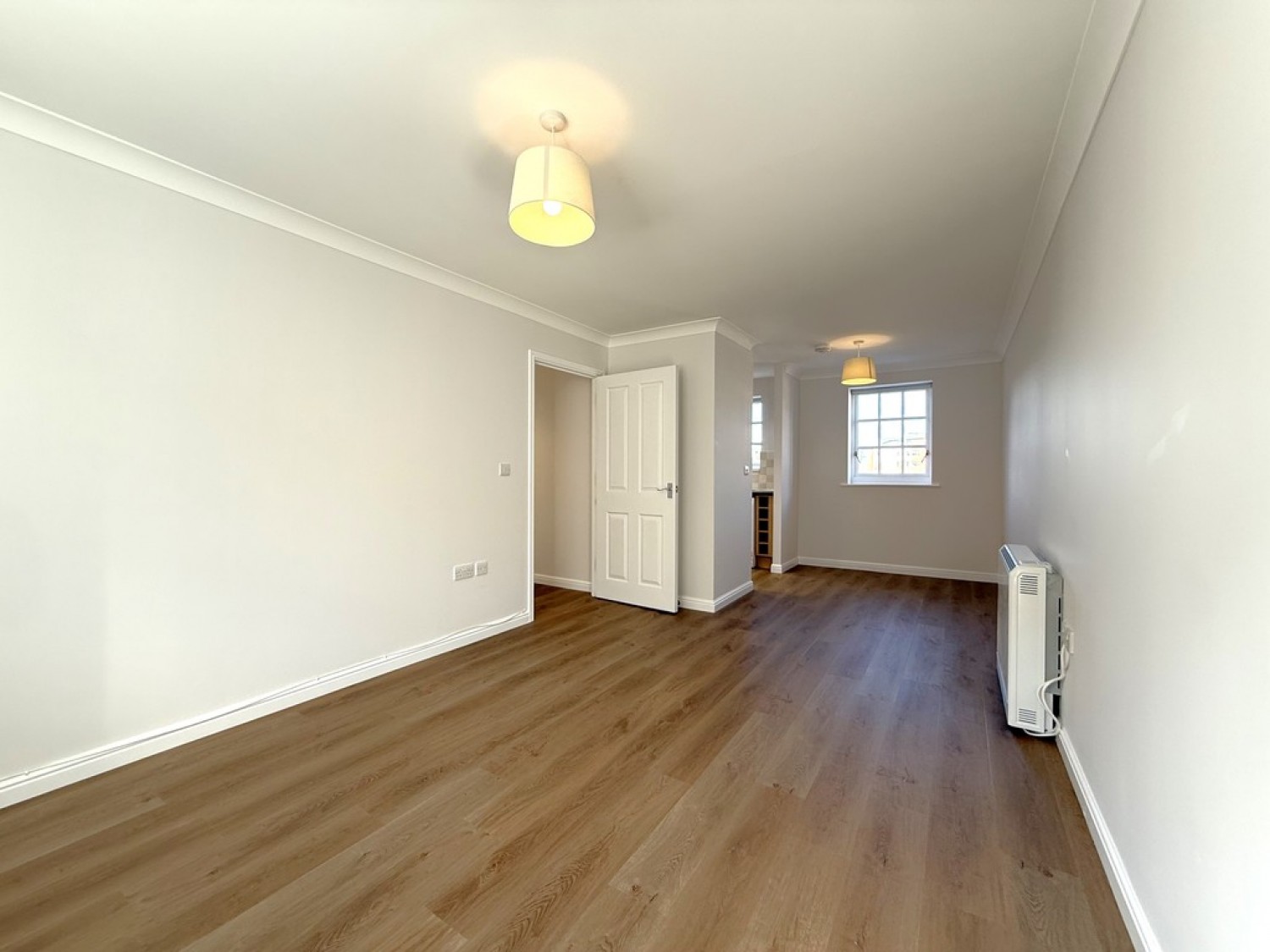 2 bedroom Flat for Letting Albany Gardens, Hythe