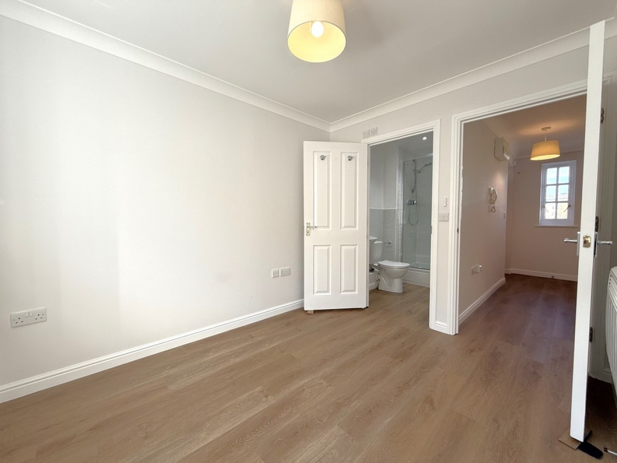 Albany Gardens, Hythe