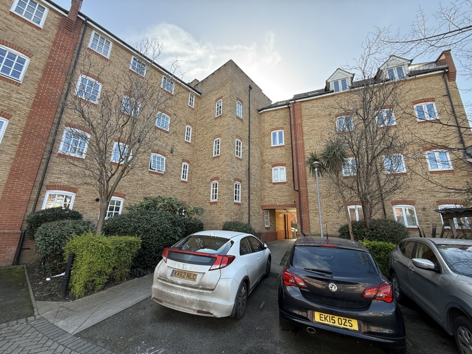 2 bedroom Flat for Letting Albany Gardens, Hythe