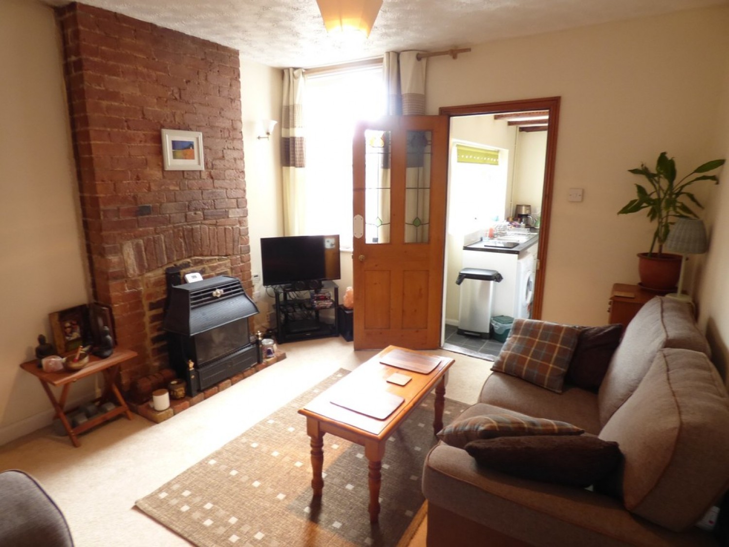 2 bedroom House for Letting Victor Road, Newtown