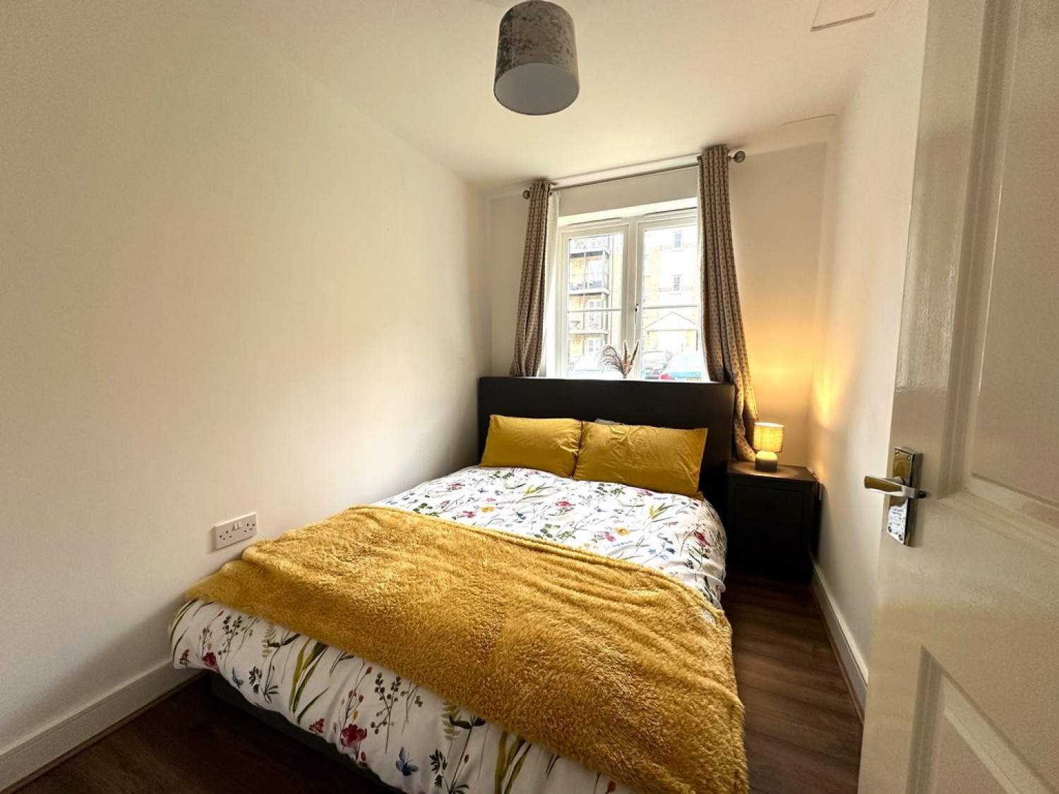 2 bedroom Flat for Letting Leonard Place, Clarendon Way