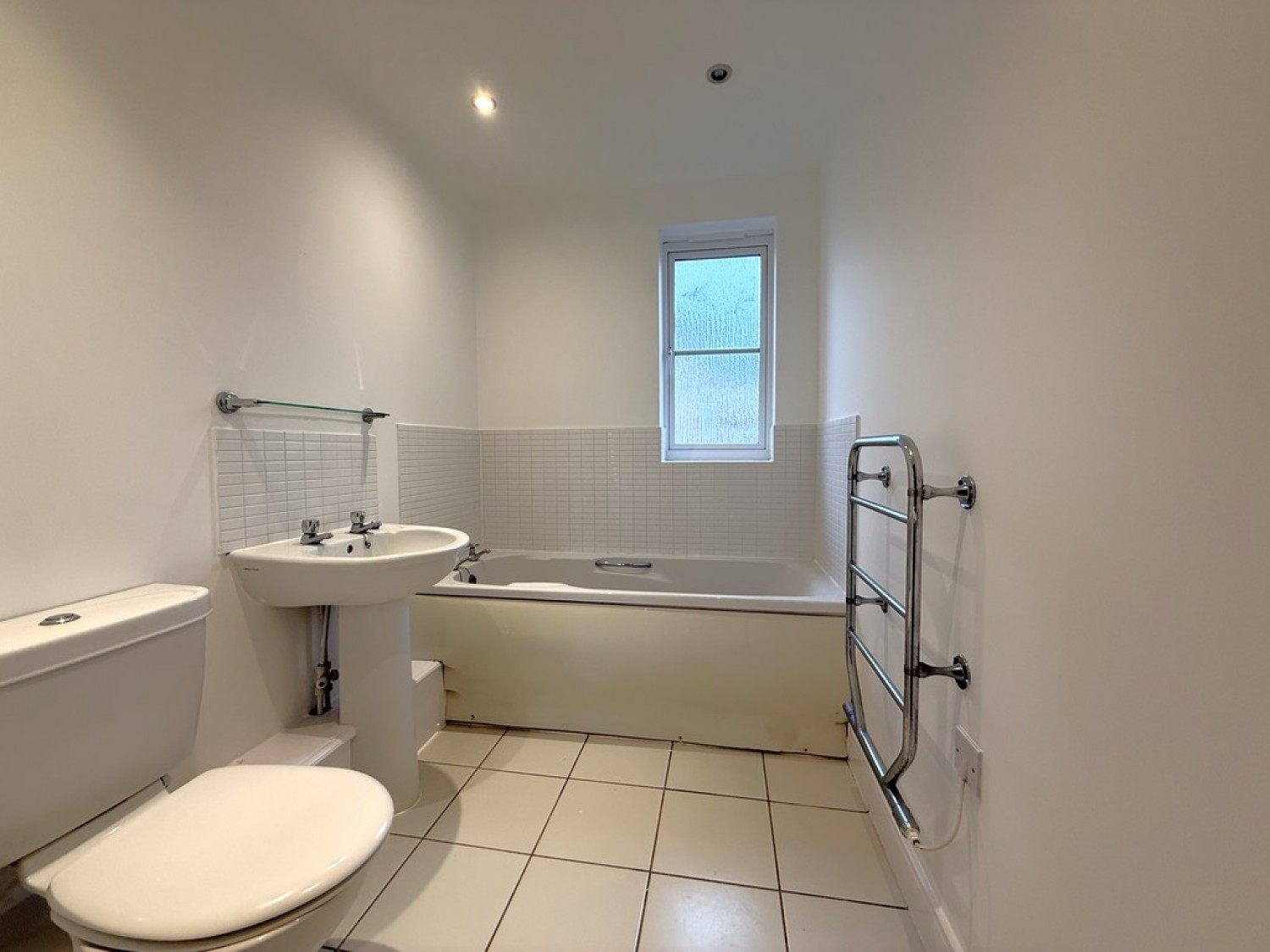 2 bedroom Flat for Letting Woods Court, Propelair Way