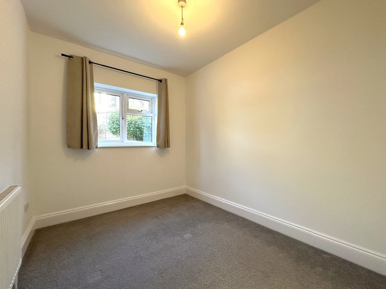 1 bedroom Bungalow in Military Road, Colchester