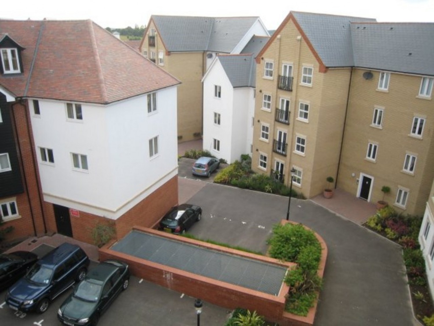 3 bedroom Flat for Letting Henry Laver Court, Colchester
