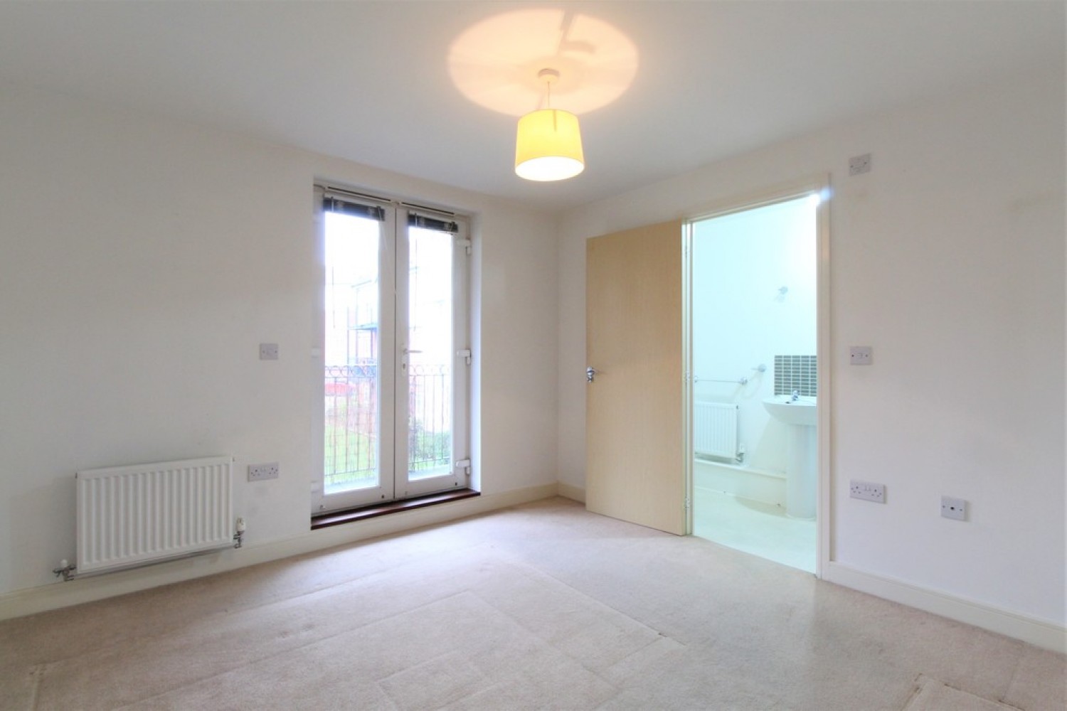 2 bedroom Flat for Letting Joy Clucas House, Apprentice House
