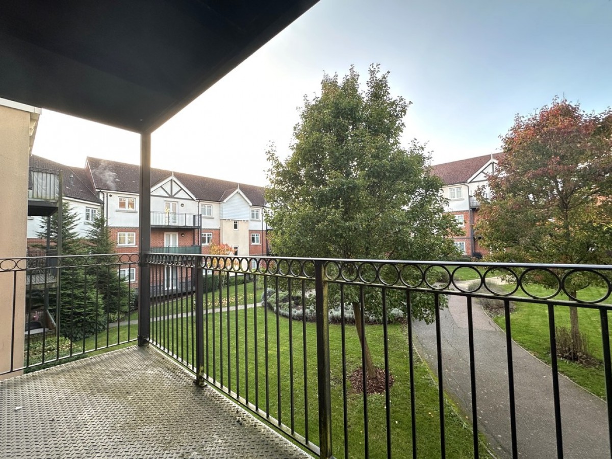Joy Clucas House, Apprentice Drive
