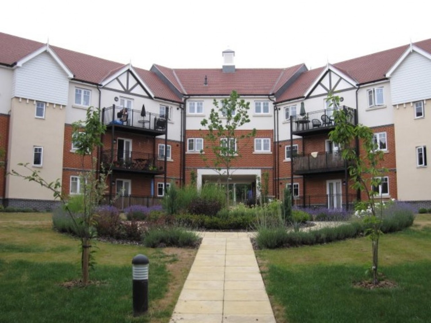 2 bedroom Flat for Letting Apprentice Drive, Colchester