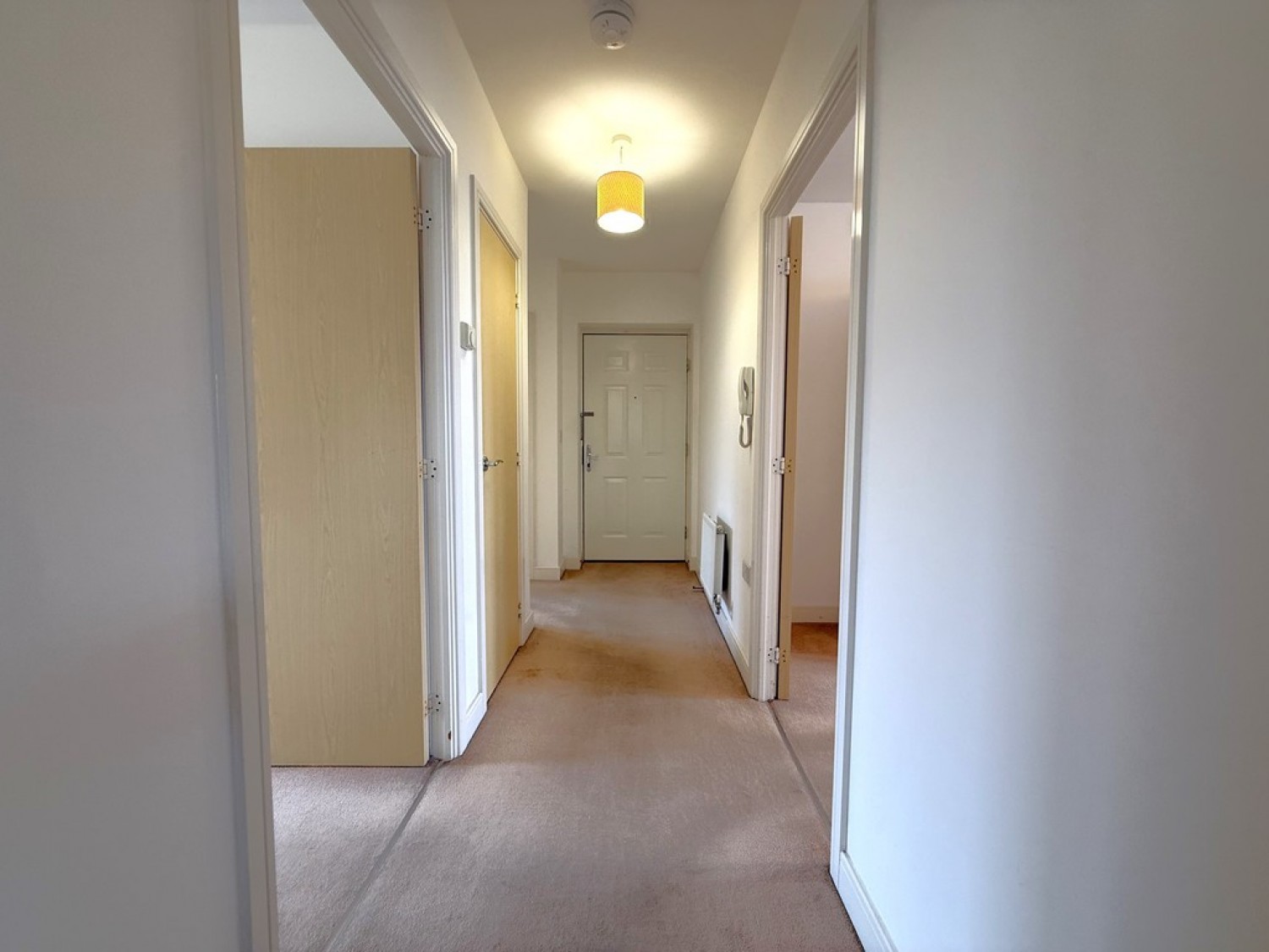2 bedroom Flat for Letting Apprentice Drive, Colchester