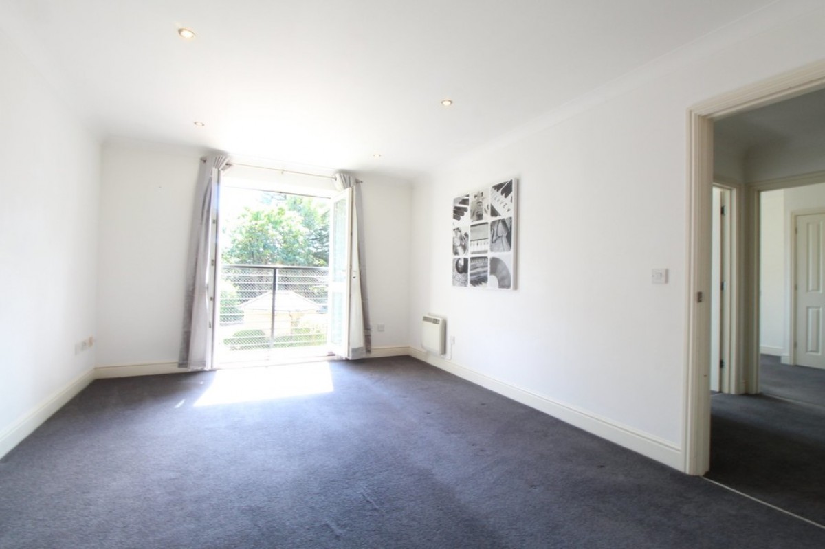Bloyes Mews, Clarendon Way