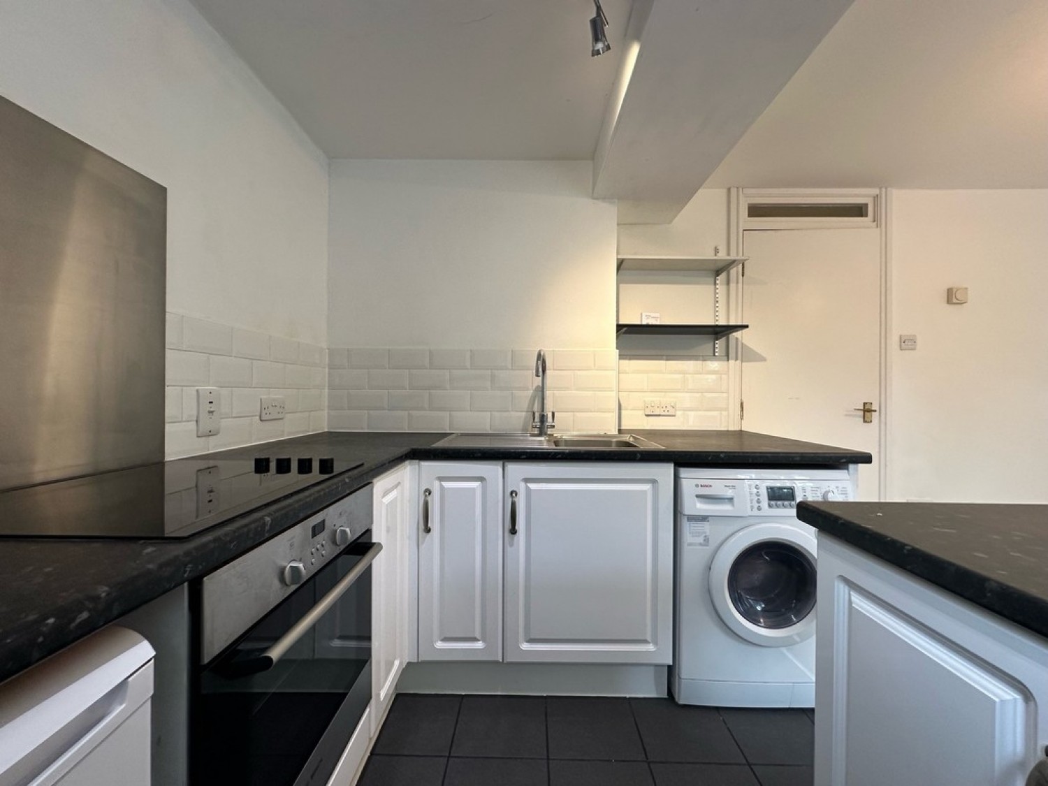 1 bedroom Flat in Victoria Chase, North Station Road